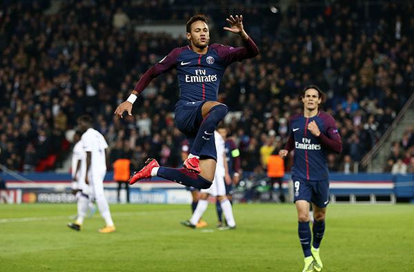 中继续保持 中继续保持