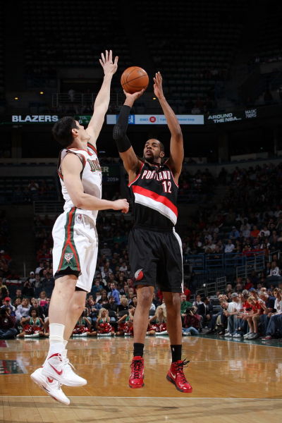 胶音色与富 胶音色与富